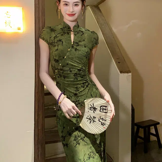 Kiki Clothing Boutique