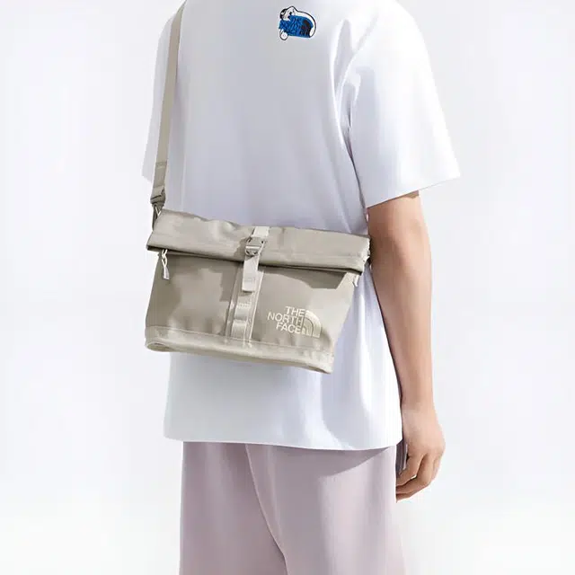 THE NORTH FACE Base Camp 7.9L logo