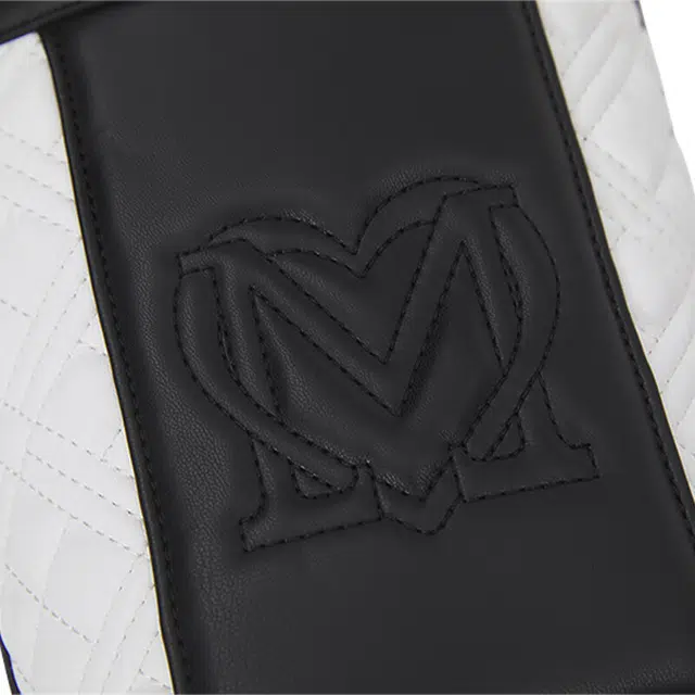 LOVE MOSCHINO Logo