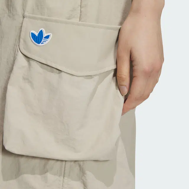 adidas originals Chinese V-Day