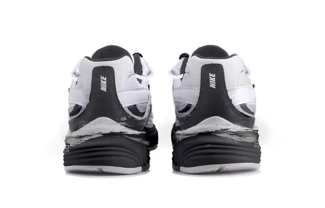 Nike Initiator