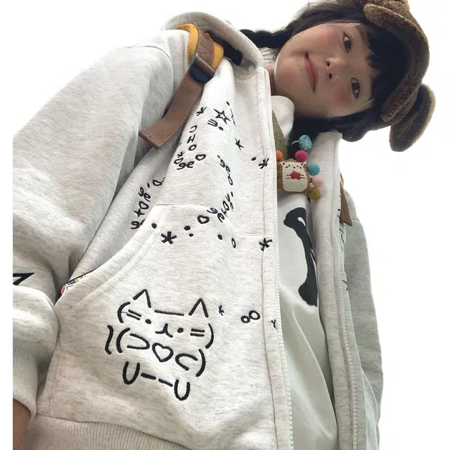 哒头下雨不愁 秋冬卡通慵懒风日系软妹加绒连帽运动上衣卫衣 女款