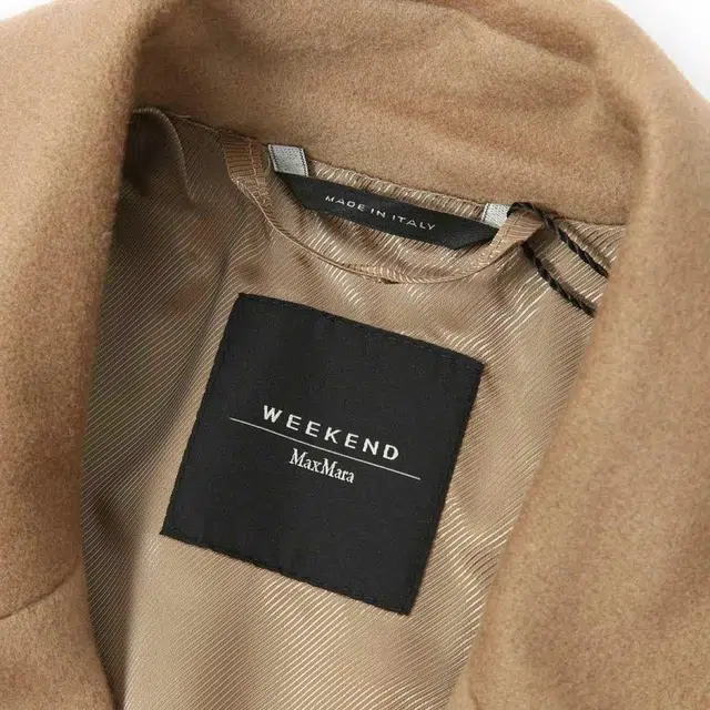 WEEKEND MaxMara Assuan