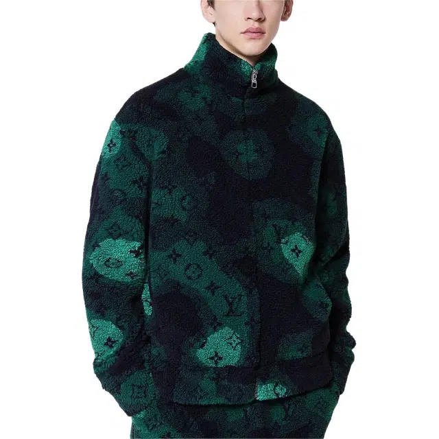 LOUIS VUITTON MONOGRAM CAMO Logo