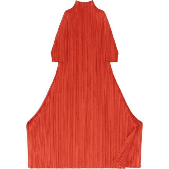 PLEATS PLEASE ISSEY MIYAKE