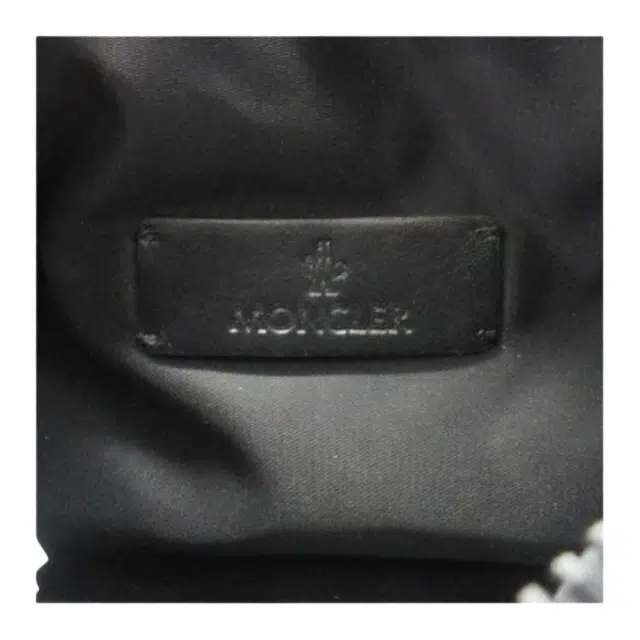 Moncler Spread