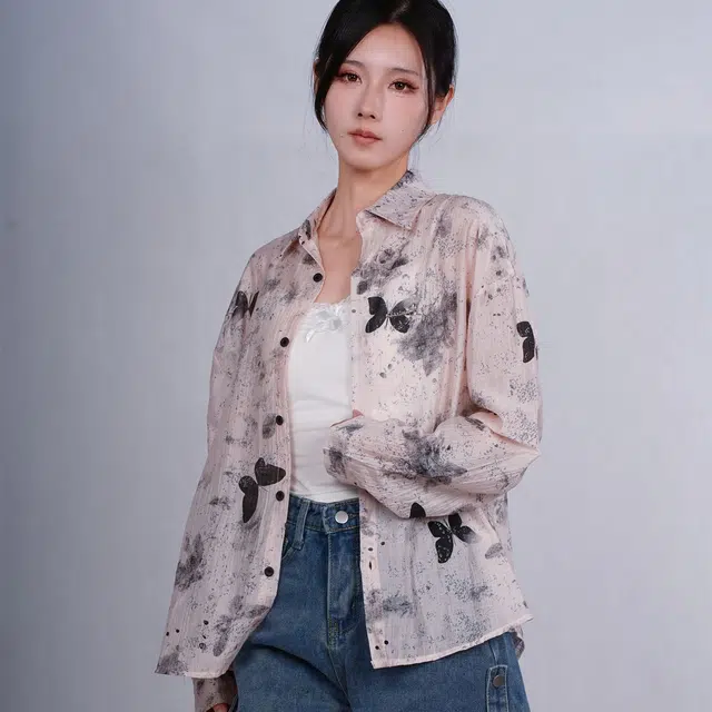 御茶家 水墨风蝴蝶印花慵懒感薄款长袖衬衫 女款 粉色