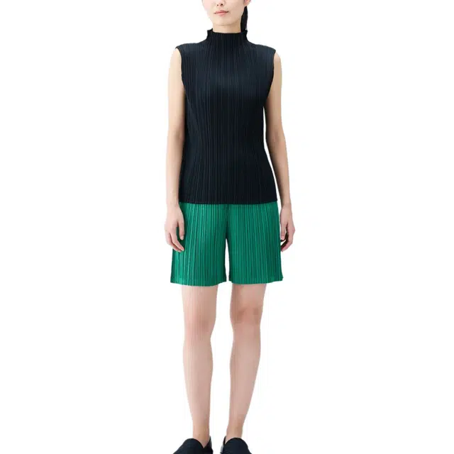 PLEATS PLEASE ISSEY MIYAKE SS23