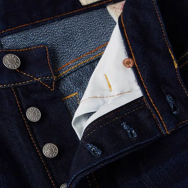 EVISU m