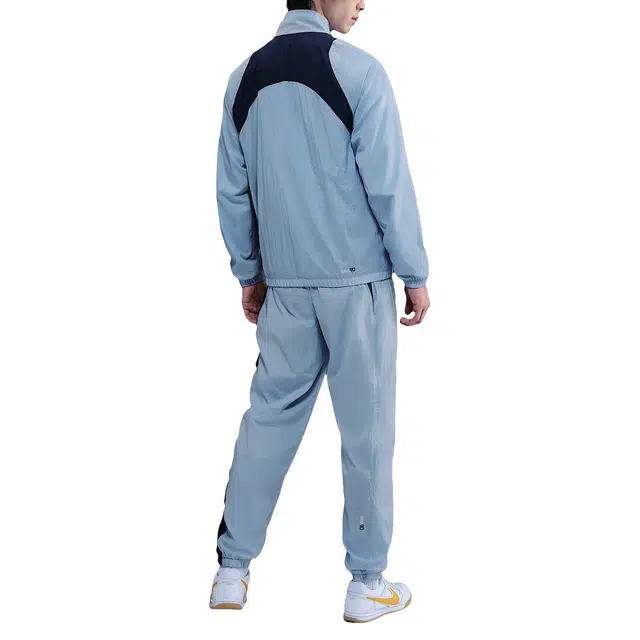 Nike Total 90 SS25 Repel logo