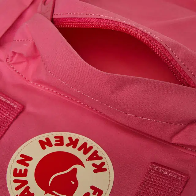 Fjallraven Kanken 7L Logo