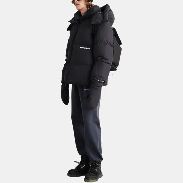 OFF-WHITE FW22 Hoodie Jacket