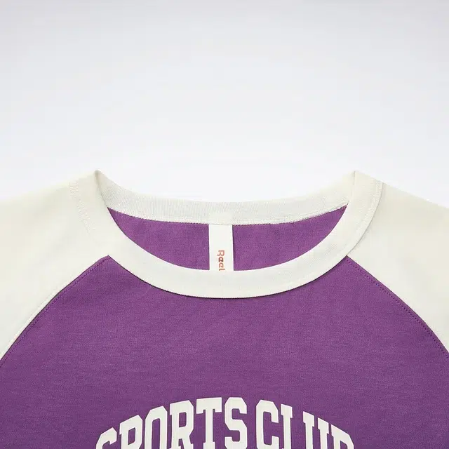 Reebok T