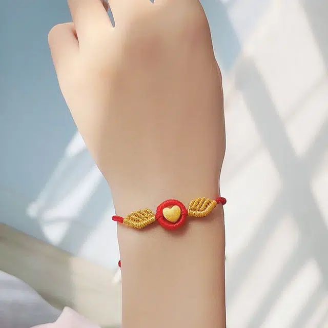 999