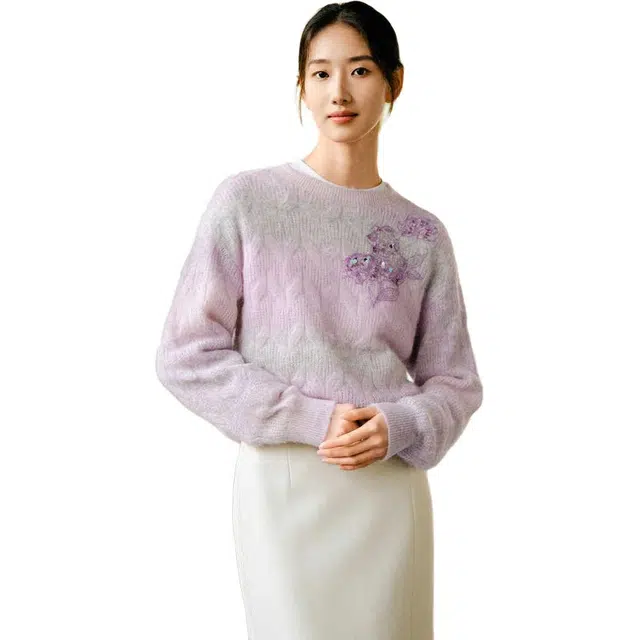 玖姿安娜蔻 休闲百搭圆领透气时尚长袖针织衫 女款 条粉紫
