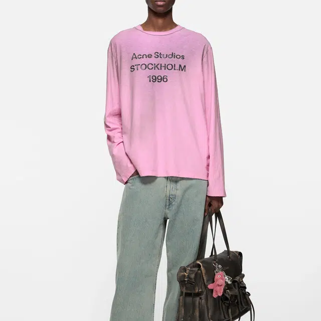 Acne Studios T