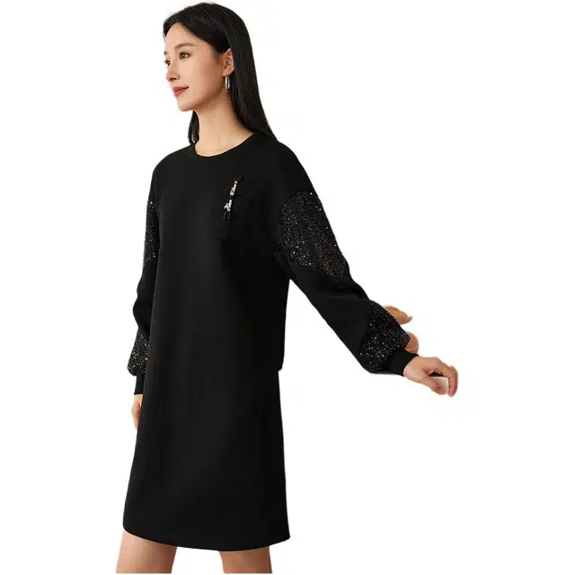 欧昵雪 圆领宽松落肩袖长袖连衣裙 女款 黑色