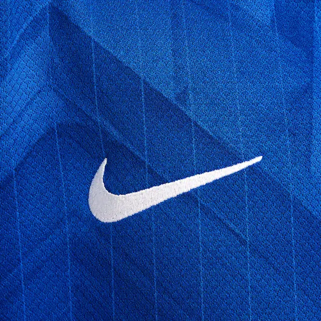Nike Dri-FitT SS252526
