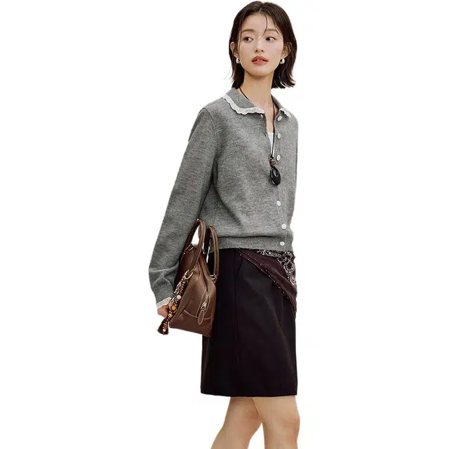 茵曼 翻领简约通勤舒适时尚针织衫 女款