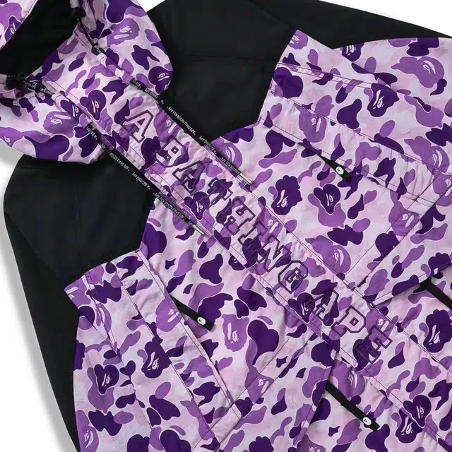 A BATHING APE SS24 17 Logo