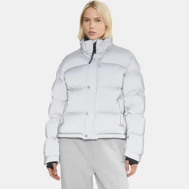 ARITZIA Super Puff Hi-Vis Reflective Shorty 4