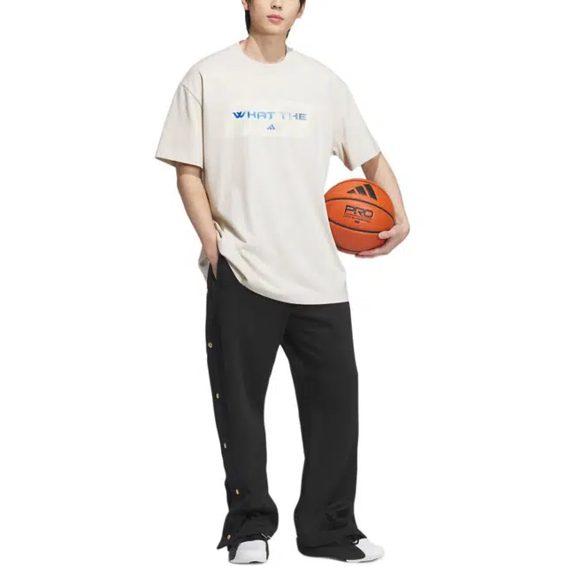 adidas BASKETBALL GRAPHIC T