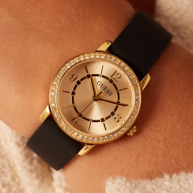 GUESS 28mm 30