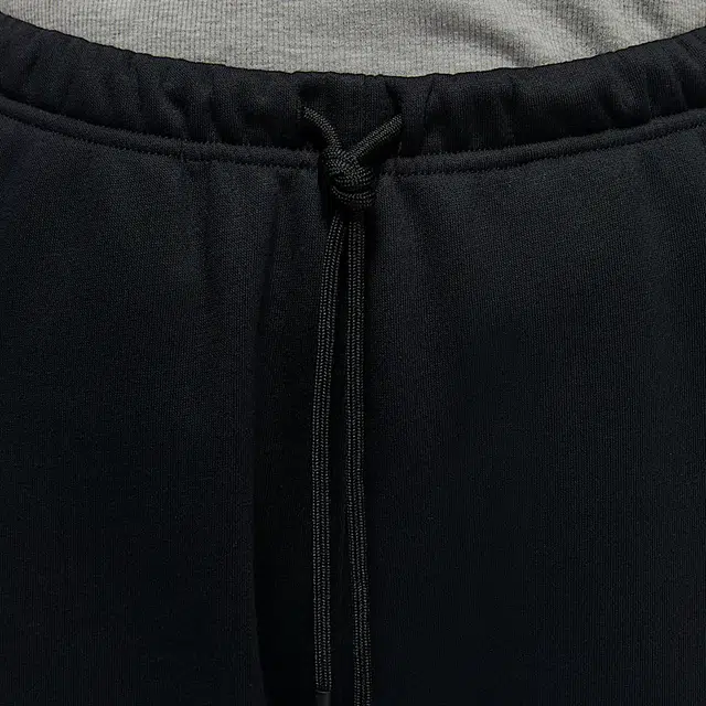 Jordan Brooklyn Fleece FW24 logo