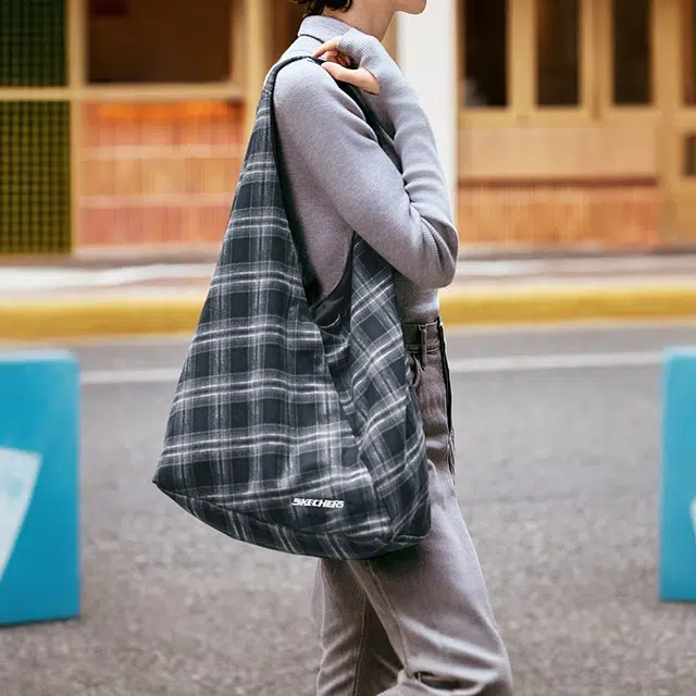 Skechers 15L