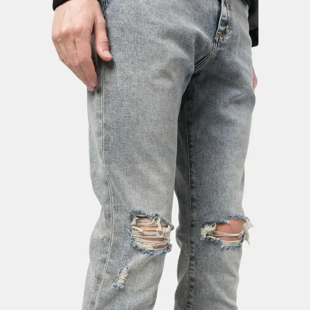REPRESENT FW22