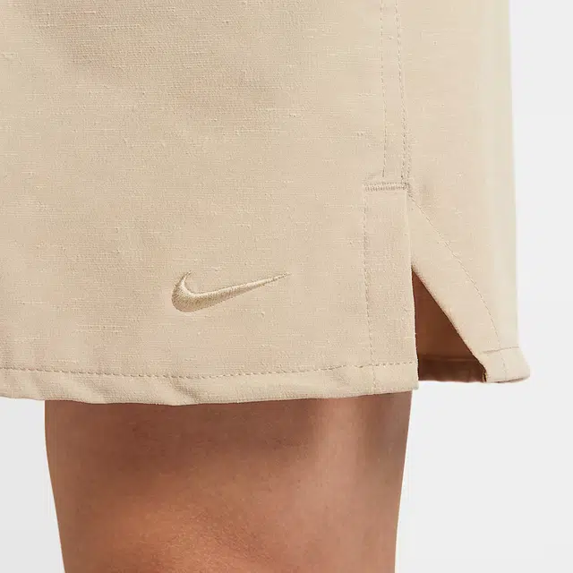 Nike Unlimited Dri-FIT