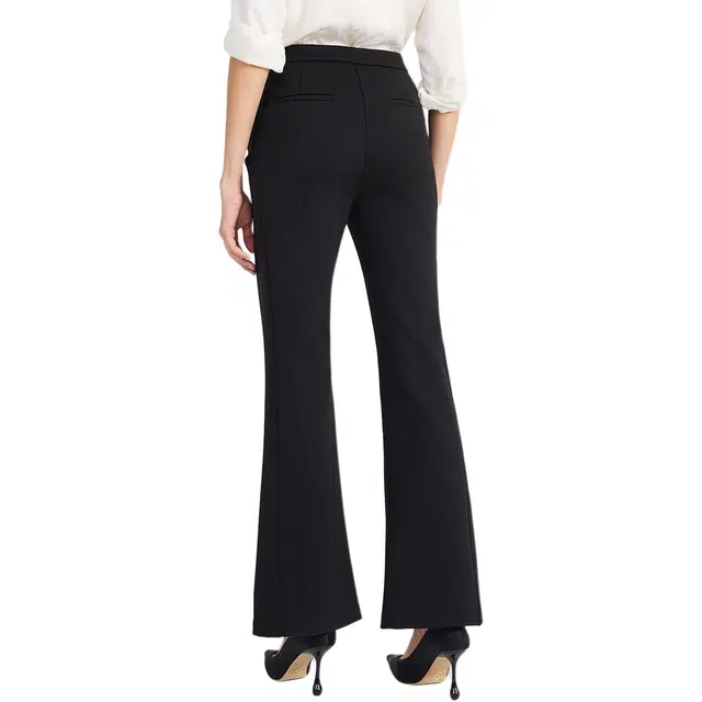 NINE WEST