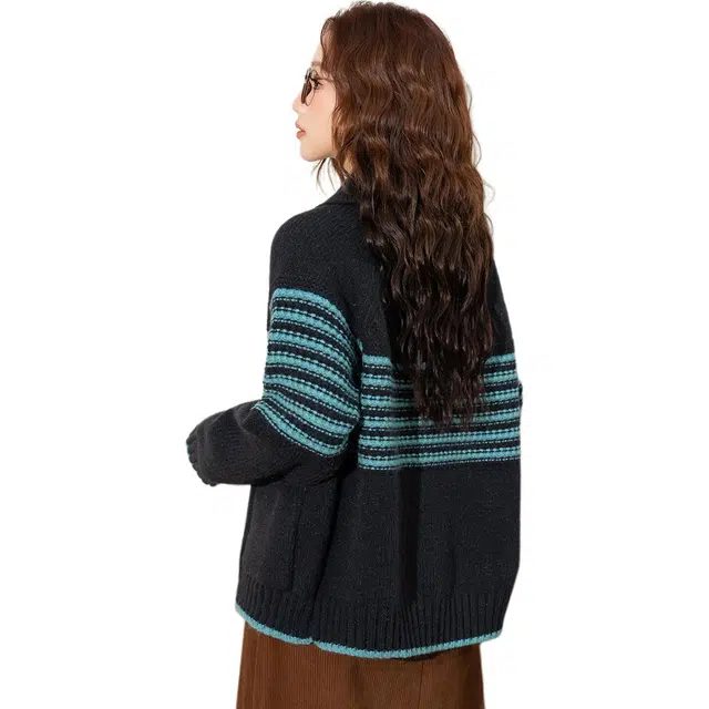 法文箱子 撞色条纹翻领百搭拉链长袖毛衣 女款