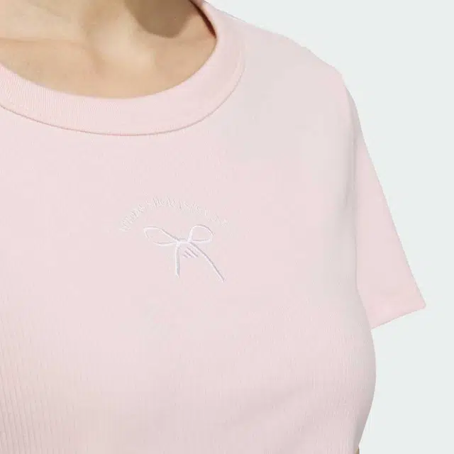 adidas SPORTSWEAR T