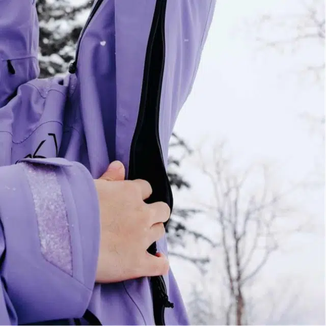 BURTON AK CYCLIC GORE-TEX 2L