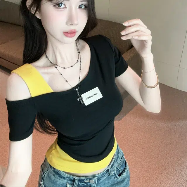 Kiki Clothing Boutique T