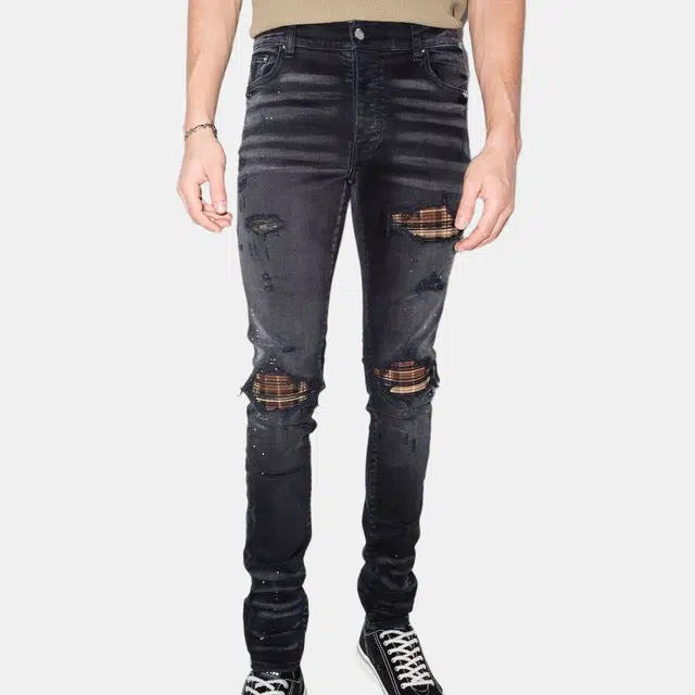 AMIRI SS22 Distressed Jeans Black