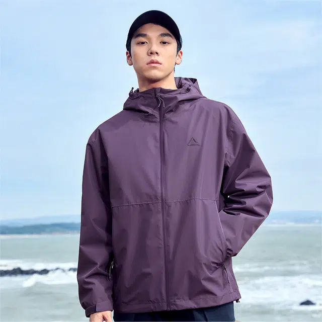 匹克  驭峰甲系列 户外登山徒步休闲舒适连帽拉链机能防风防水多功能防护风衣 冲锋衣 男女同款 荧光绿