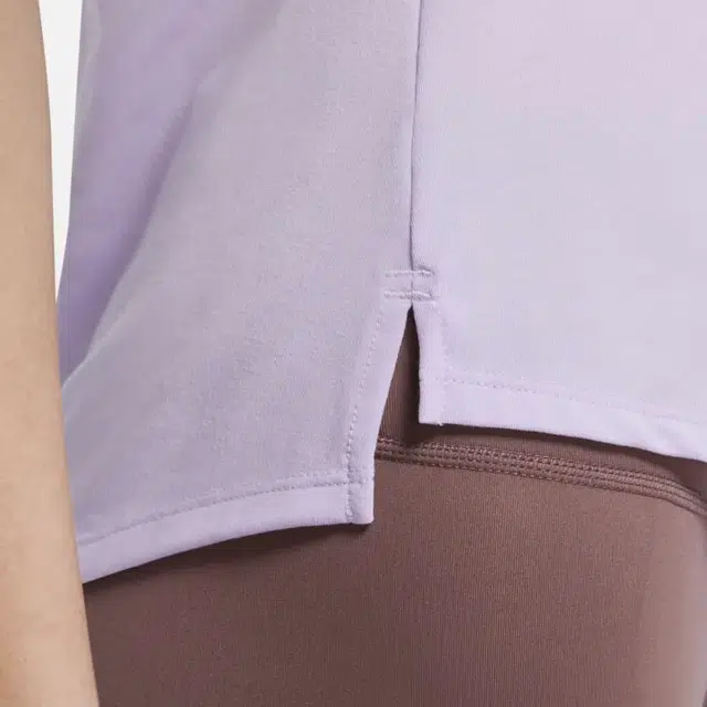 Nike Dri-FIT One Luxe T