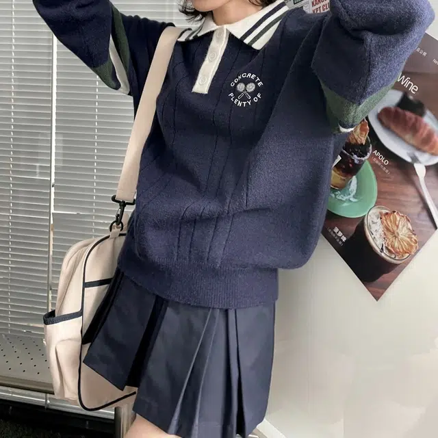 御茶家 美式学院风撞色条纹刺绣长袖针织衫 女款