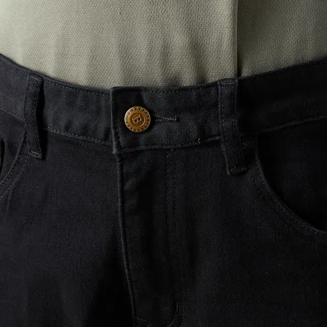Lee Cooper