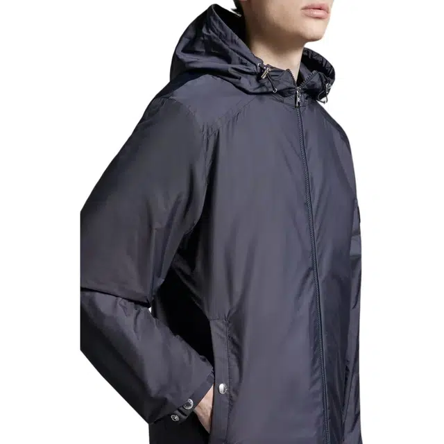 Moncler SS24 Etiache