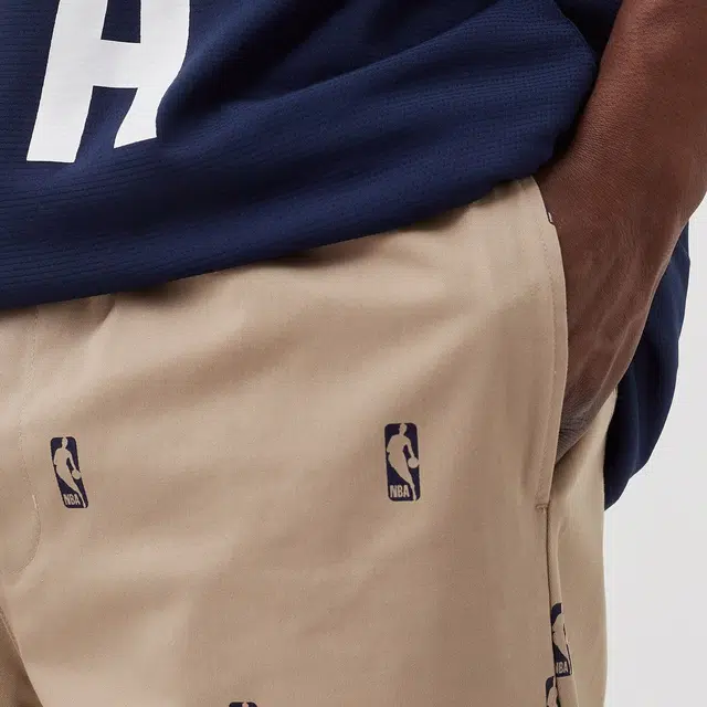 Nike Team 31 Courtside Khaki