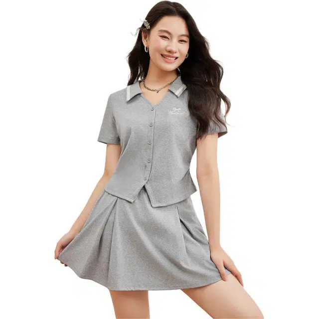 爱依服 翻领短袖上衣简约短裙裙装套装 女款