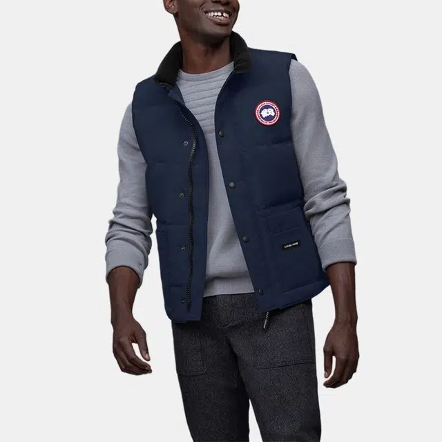 Canada Goose Freestyle Logo