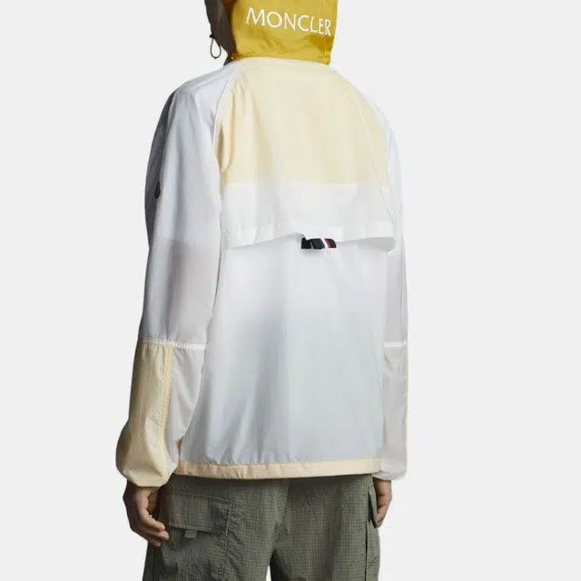 Moncler SS22
