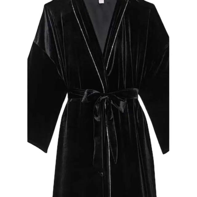 Victoria's Secret Sexy Ki Velvet Robe