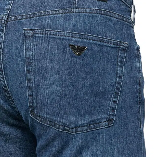 EMPORIO ARMANI SS23