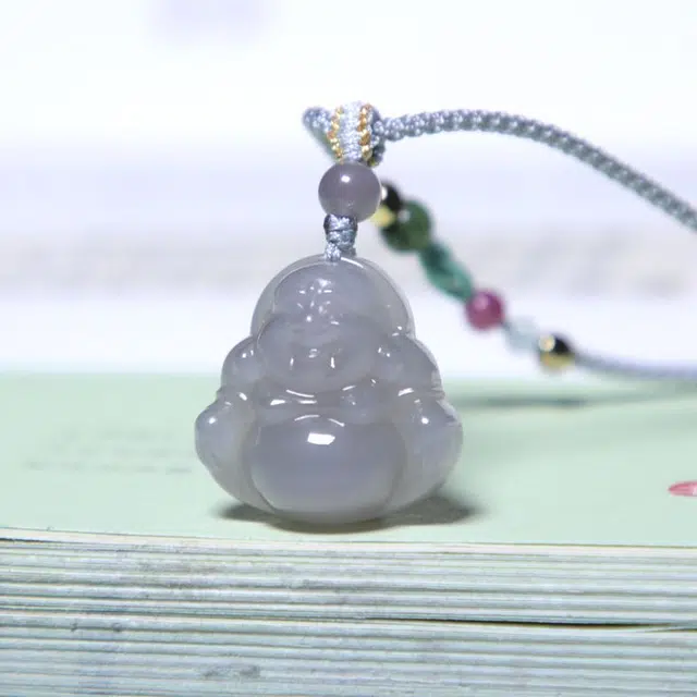 匠心琢玉 烟紫笑佛 和田玉 吊坠 女款 青玉