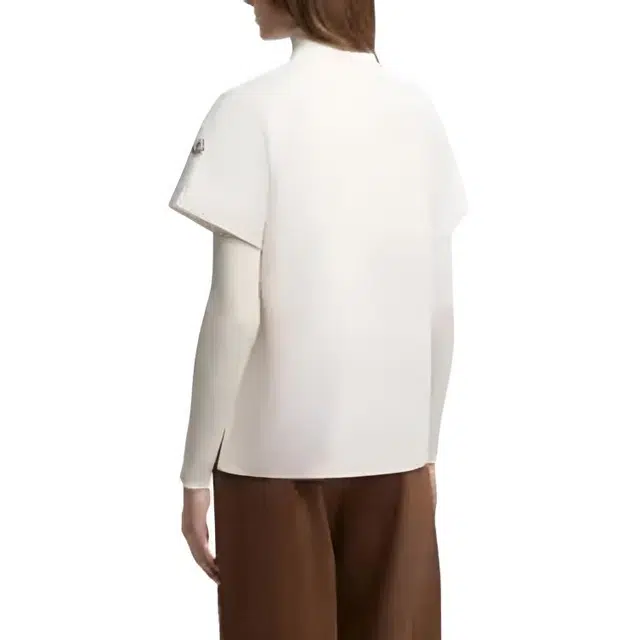 Moncler T